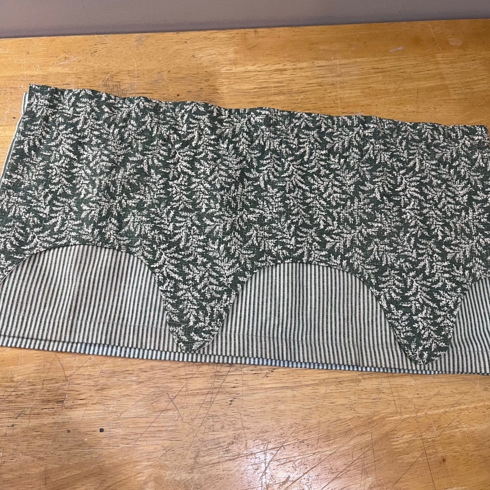 Waverly Classics Green Fern Striped Scalloped Valance Farmhouse Vtg  54x14